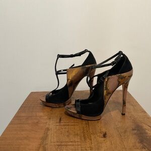 Brian Atwood - Black Patent leather strappy heal